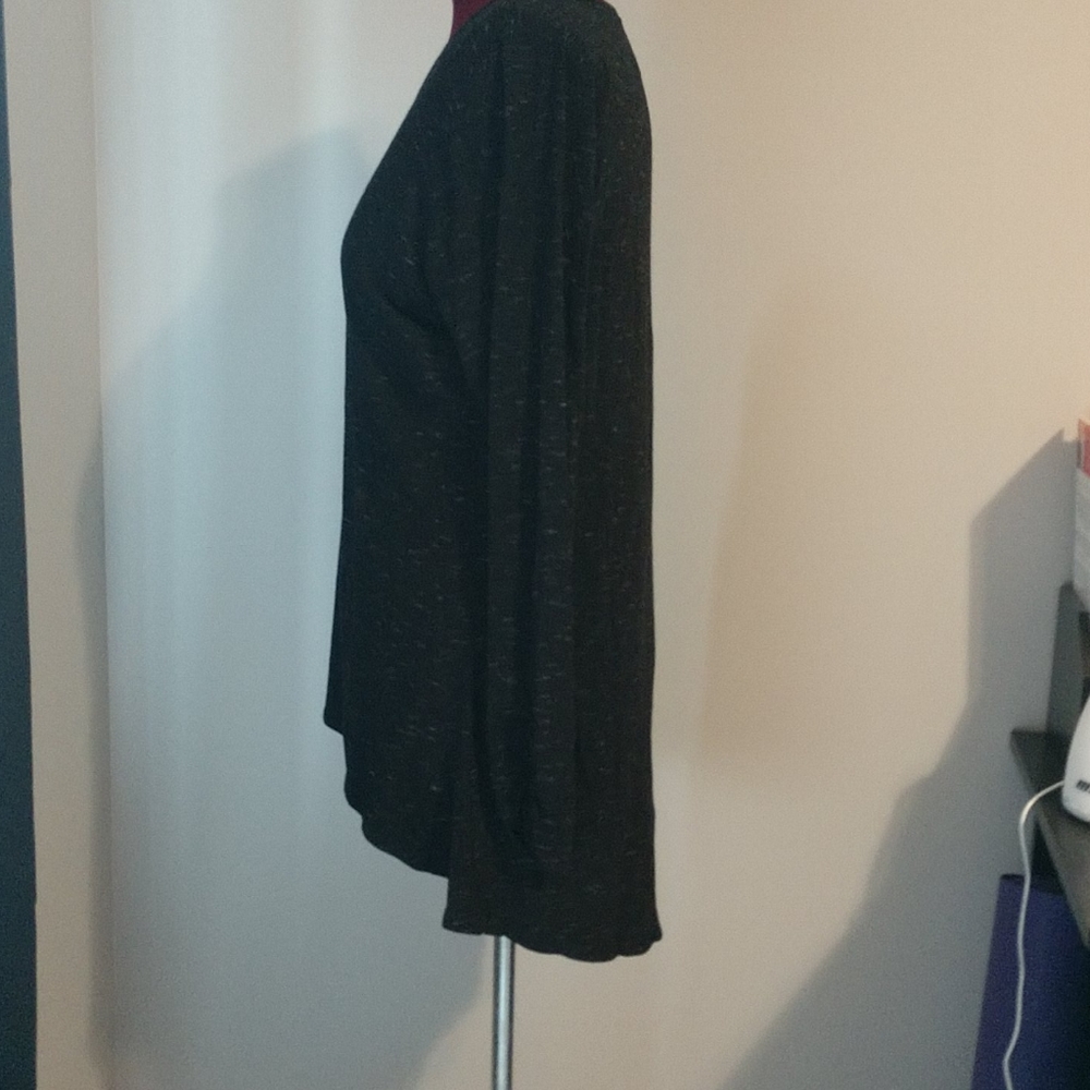 Top - Picture 6 of 9